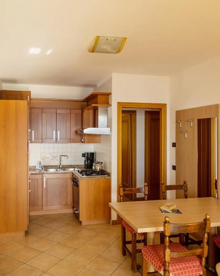 Residence Besass, Gtsgroup Tignale Italy