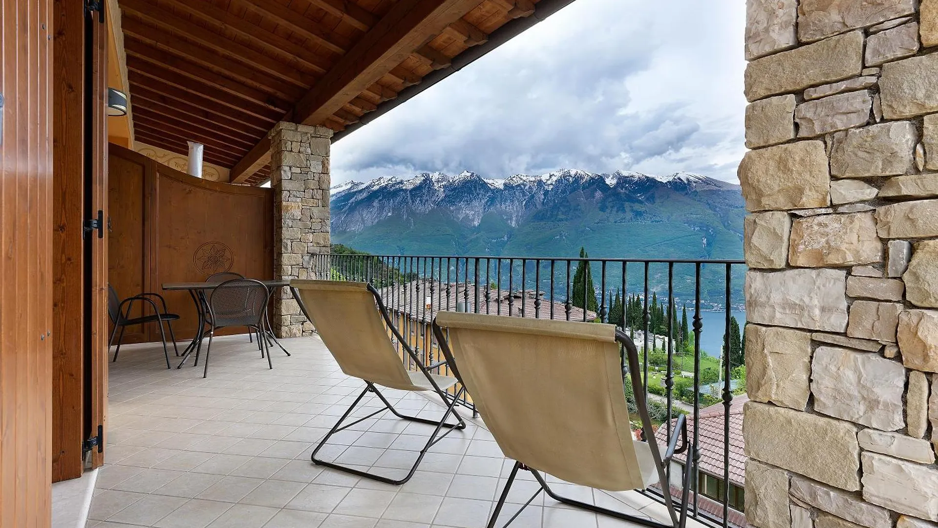 Апарт-отель Residence Besass, Gtsgroup Тиньяле
