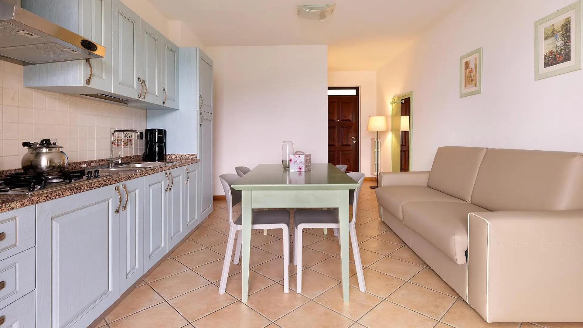 Апарт-отель Residence Besass, Gtsgroup Тиньяле